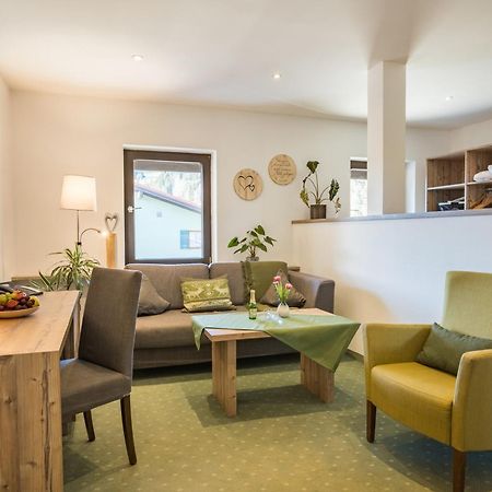 Landhotel Gockelwirt Eisenberg  Eksteriør billede