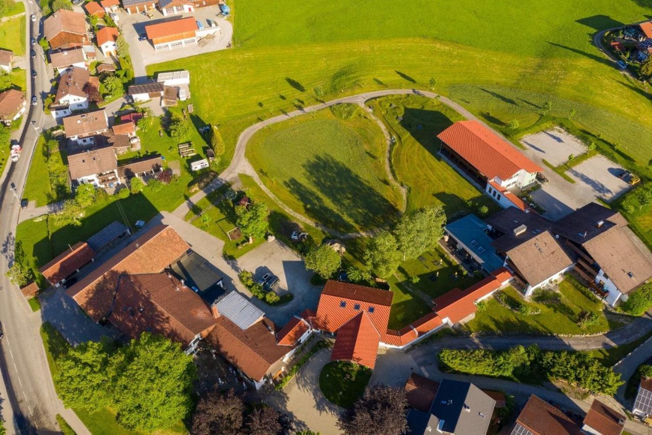 Landhotel Gockelwirt Eisenberg  Eksteriør billede