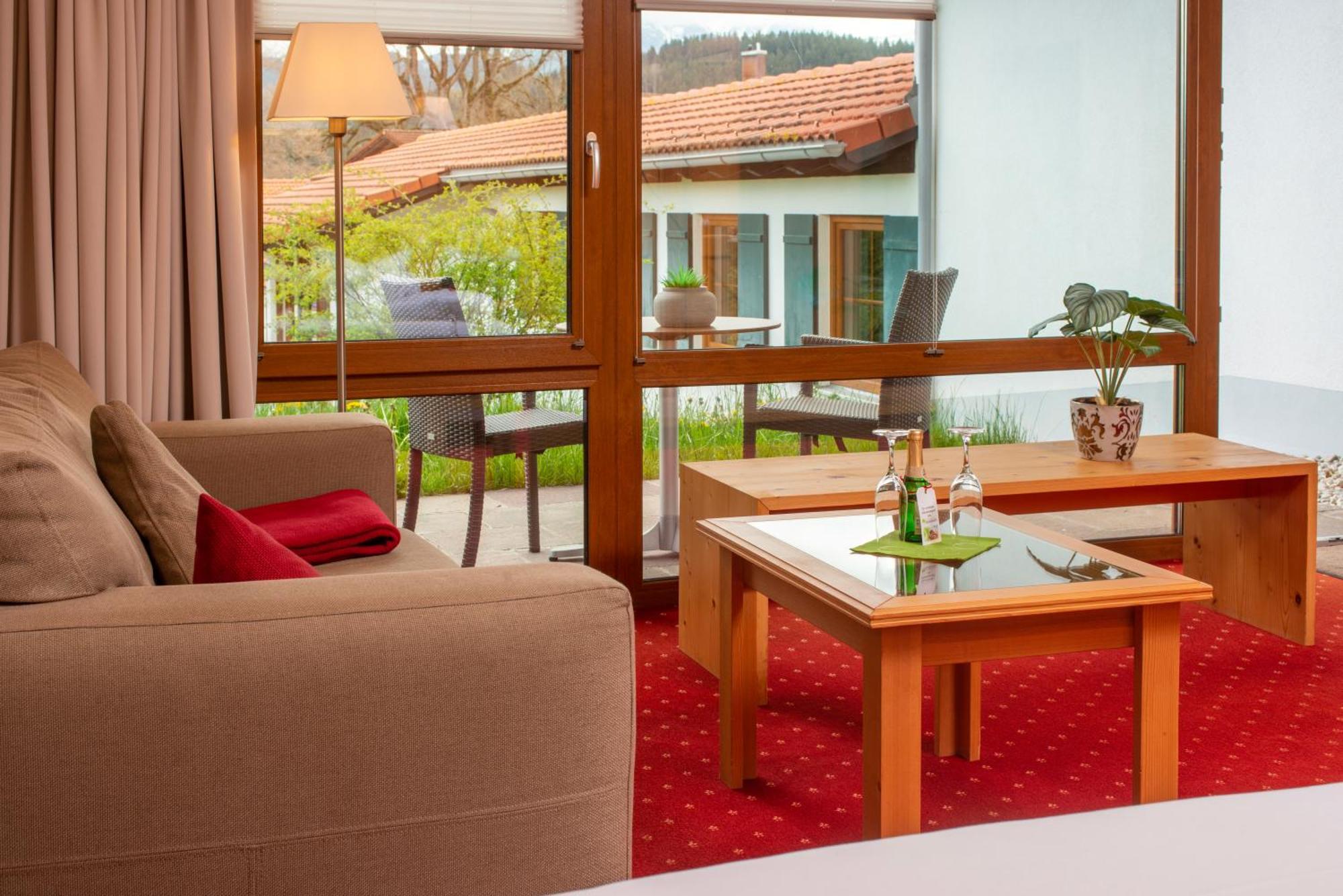 Landhotel Gockelwirt Eisenberg  Eksteriør billede
