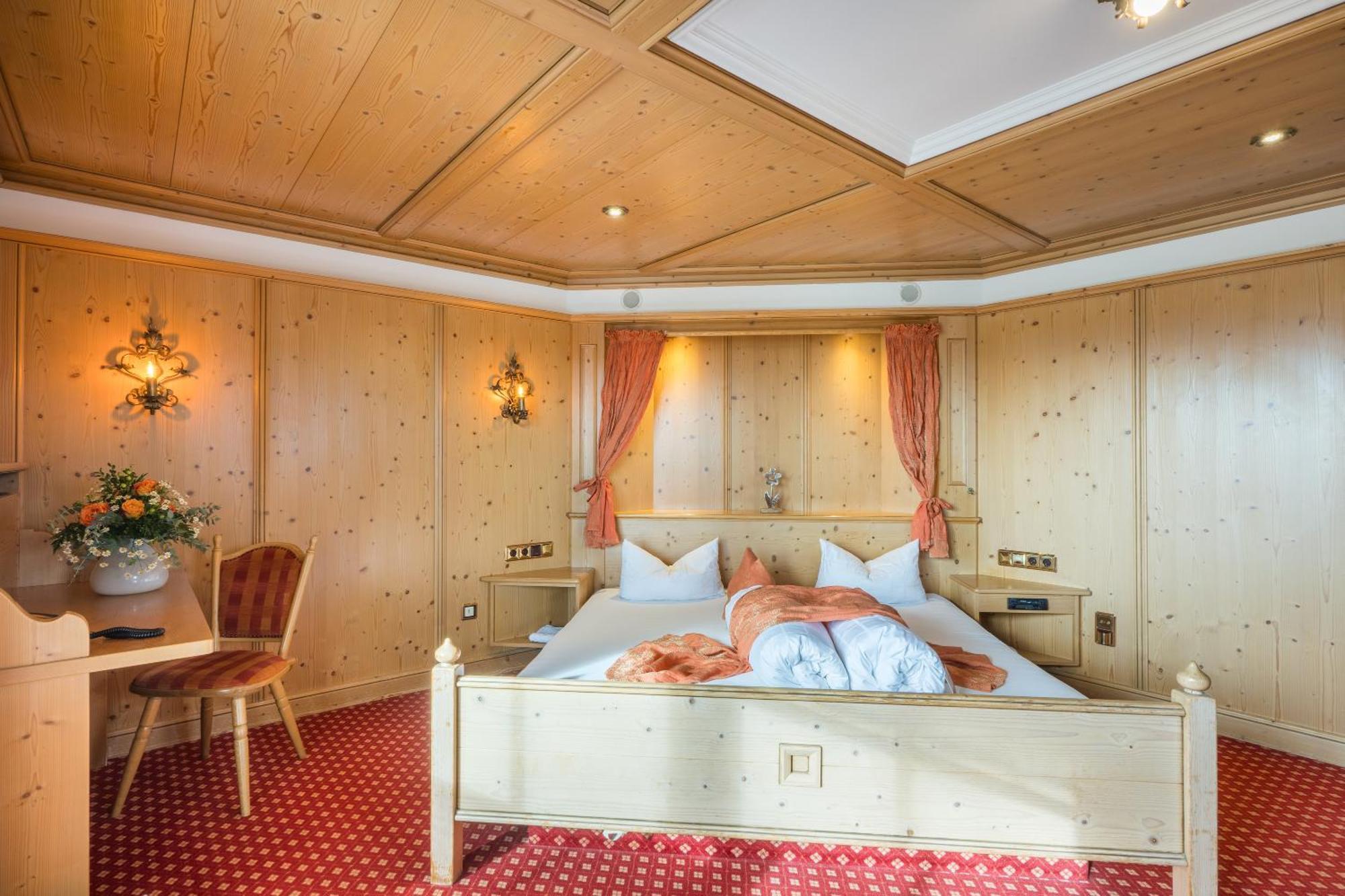Landhotel Gockelwirt Eisenberg  Eksteriør billede