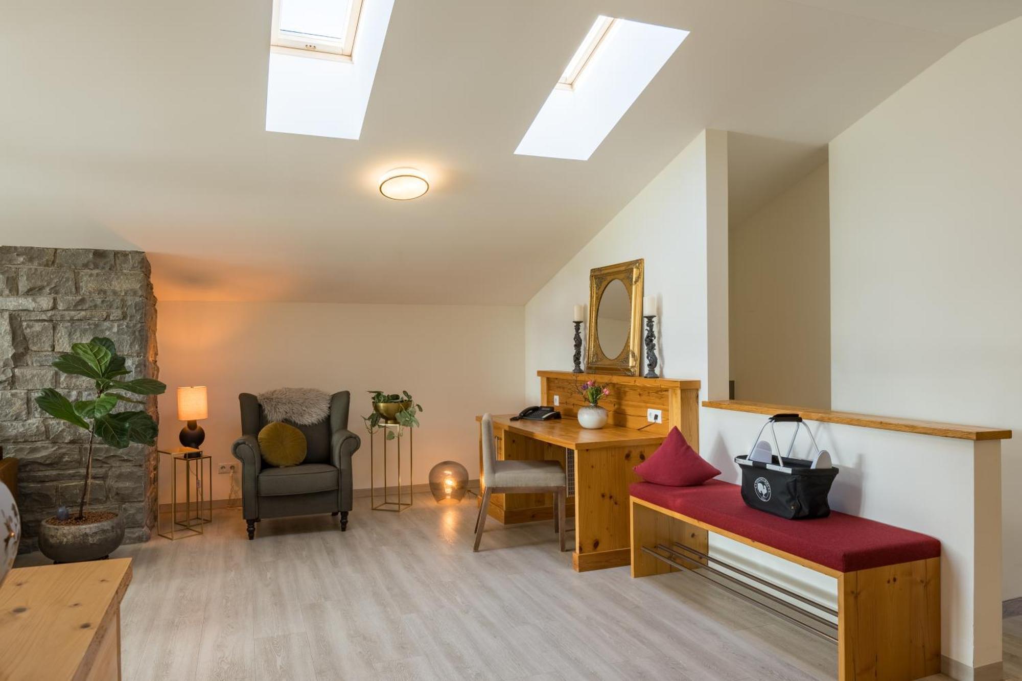 Landhotel Gockelwirt Eisenberg  Eksteriør billede
