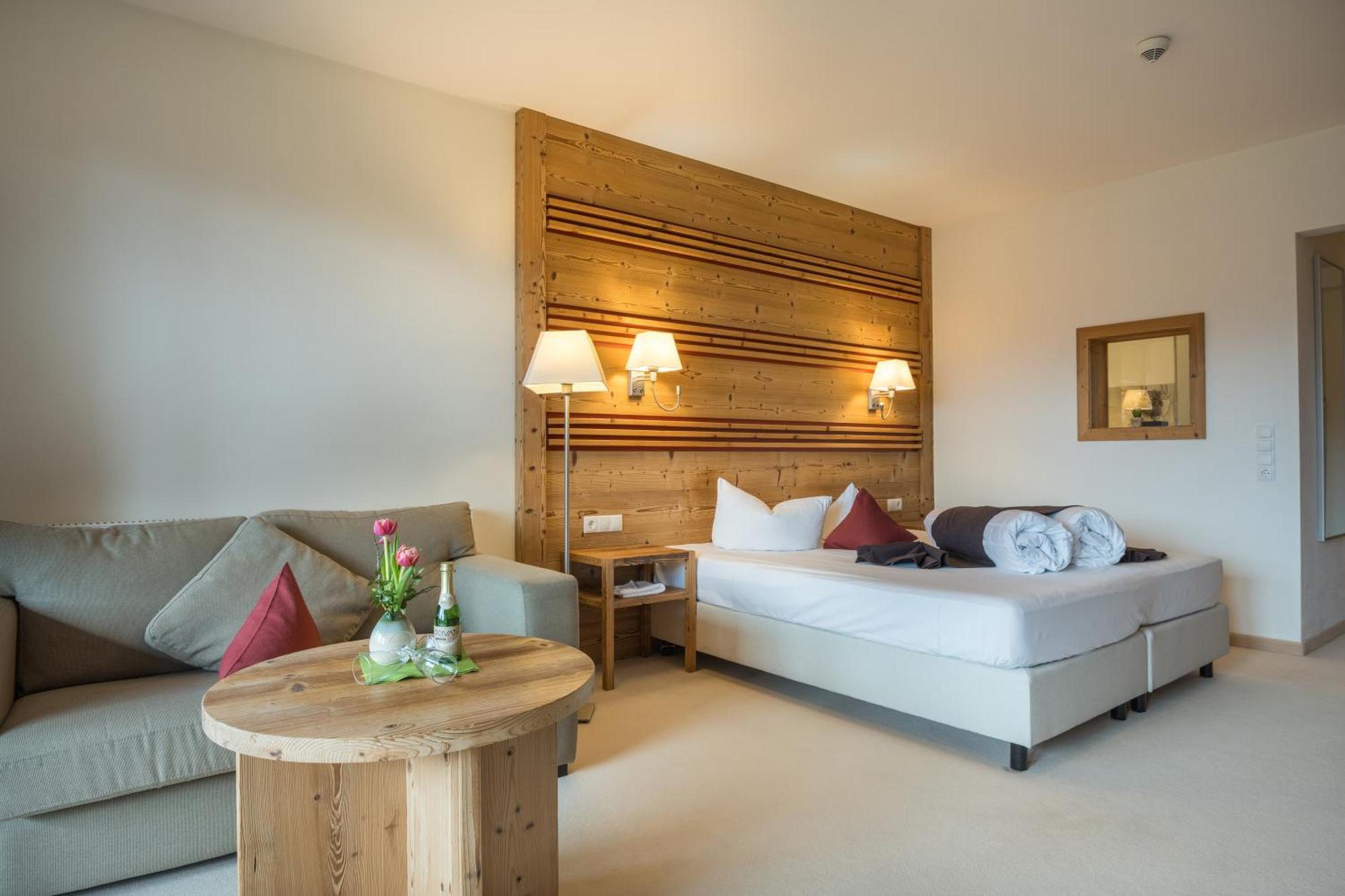 Landhotel Gockelwirt Eisenberg  Eksteriør billede