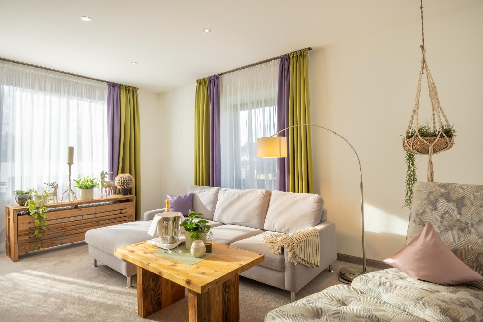 Landhotel Gockelwirt Eisenberg  Eksteriør billede
